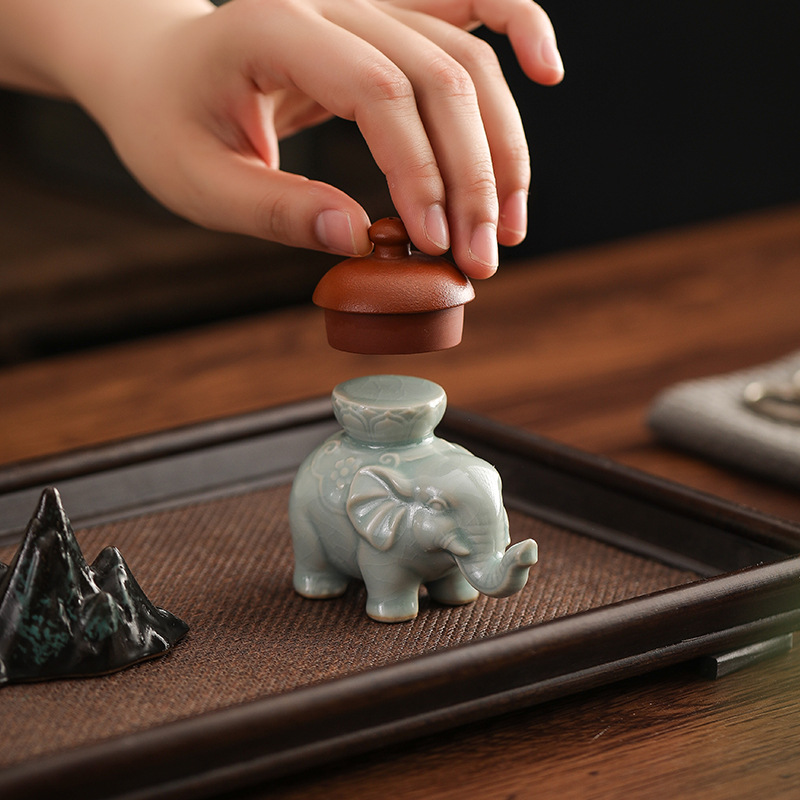 Unique Table Accessories - Креативный держатель для крышек в виде